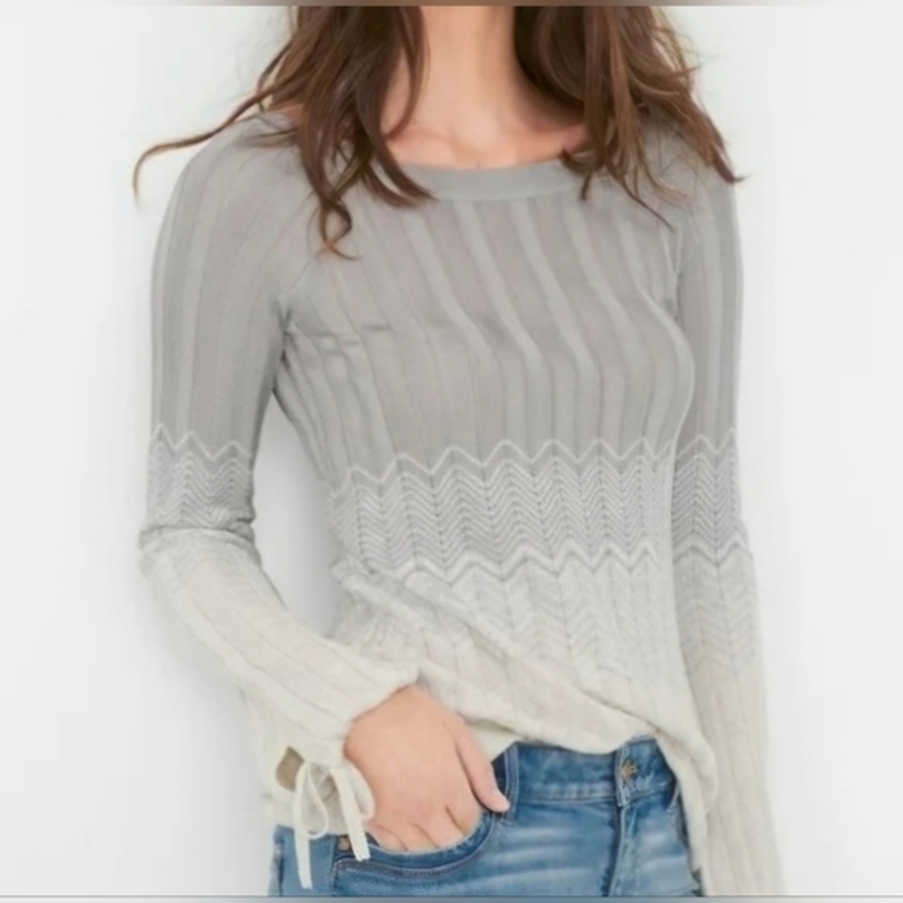 White House Black Market Ombre Gray Chevron Pattern Sweater Size Medium Tie Arm